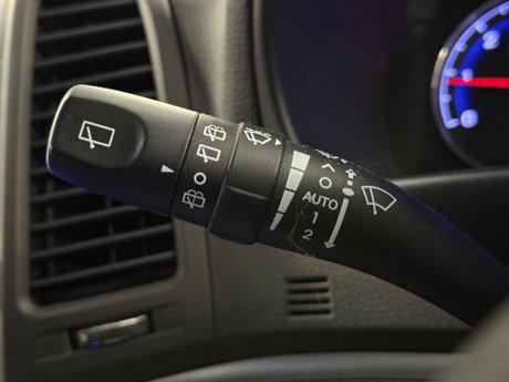 Hyundai SANTA FE 2.2 CRDi Premium Auto 4WD Euro 5 5dr (5 seat) 16