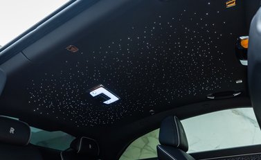 Rolls-Royce Spectre 15