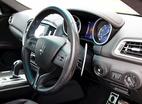 Maserati Ghibli S V6 22