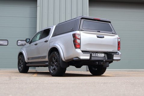 Isuzu D-Max 2026  V-CROSS COMMERCIAL STYLED @ SEEKER ASK ABOUT REAR SEAT CONVERSION 5
