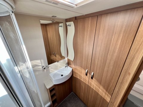 Compass Corona 462  26