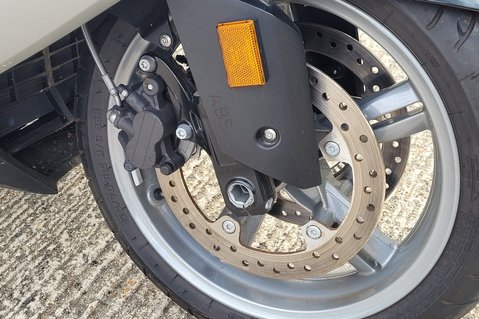 BMW C650 GT 12