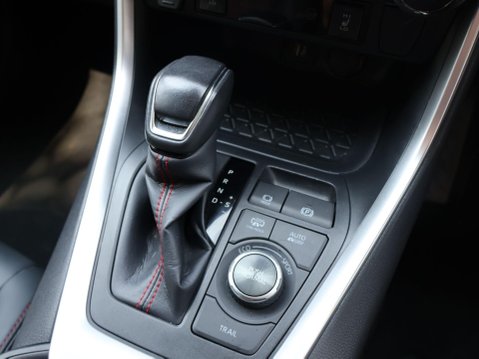Suzuki Across 2.5 18.1kWh E-CVT 4WD Euro 6 (s/s) 5dr 19