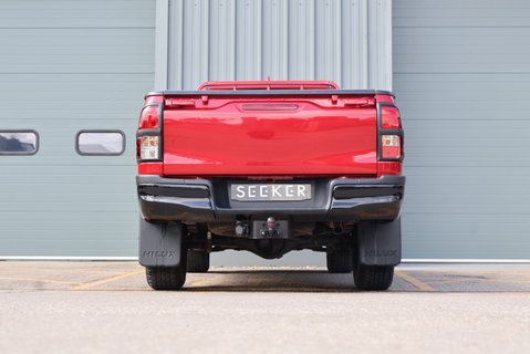 Toyota Hilux 2023 ACTIVE 4WD D-4D S/C only 3000 miles styled by seeker leather seats  5
