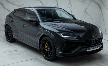 Lamborghini Urus PERFORMANTE 11