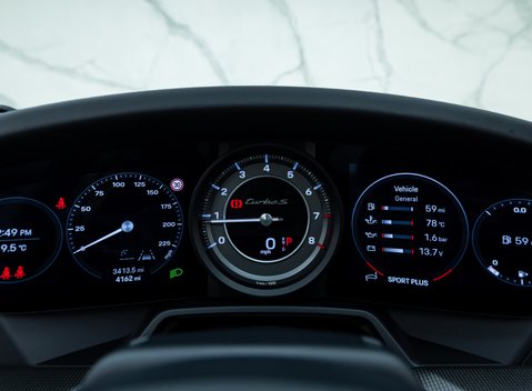 Porsche 911 Turbo S Cabriolet (992) 22