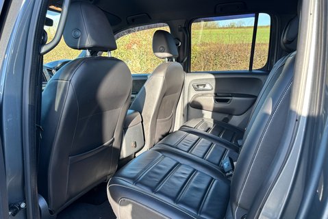 Volkswagen Amarok DC V6 258 ps Tdi Aventura Black Edition 4Motion 15