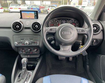 Audi A1 1.0 A1 Sport Nav TFSI Semi-Auto 3dr 18