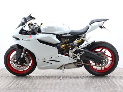 Ducati 899 Panigale 899 PANIGALE 7