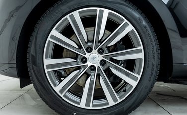 Land Rover Range Rover P460e Autobiography LWB 30