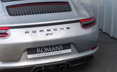 Porsche 911 (991.2) Carrera GTS 22