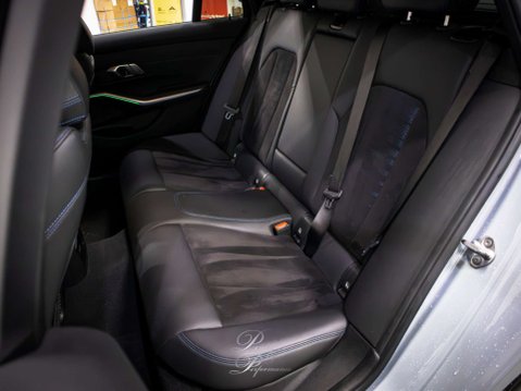 BMW 3 Series 2.0 330e M Sport Auto 5dr 17