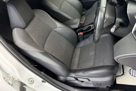 Toyota Corolla DESIGN 26