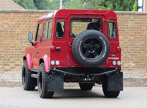 Land Rover Defender 90 XS 9