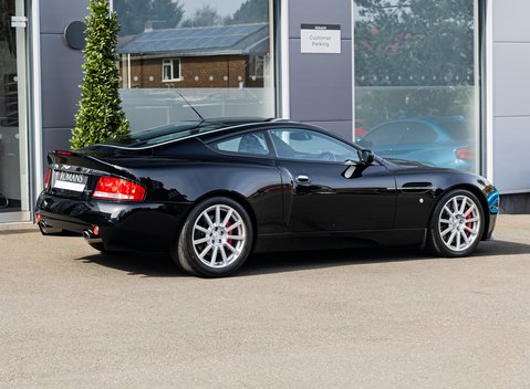 Aston Martin Vanquish S Ultimate 4