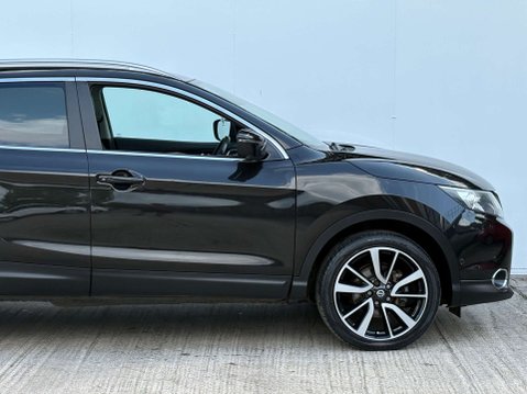 Nissan Qashqai 1.6 Qashqai Tekna dCi CVT 5dr 14
