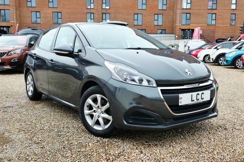 Peugeot 208 PURETECH ACTIVE.. 6 SERVICES.. 1 PREVIOUS KEEPER.. £20 ROAD TAX  1