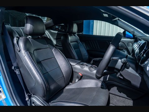 Ford Mustang 5.0 Mustang GT 2dr 10