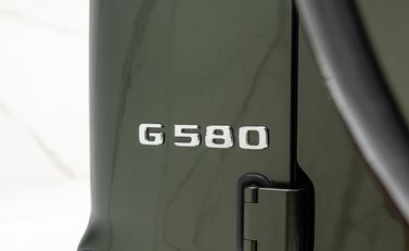 Mercedes-Benz G Class G580 with EQ-TECHNOLOGY 40
