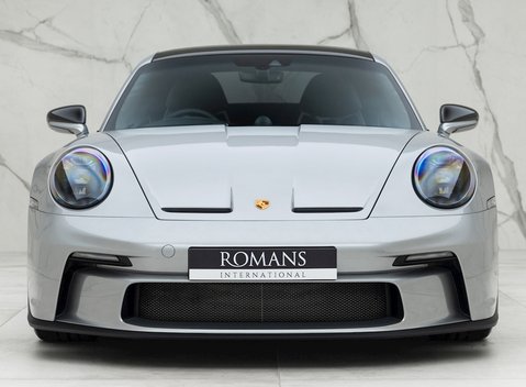Porsche 911 (992) GT3 Touring 4