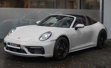 Porsche 911 Targa 4 GTS (992) 2