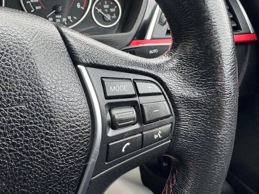 2018 BMW 3 Series — image 25