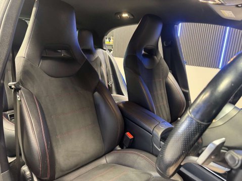 Mercedes-Benz A Class 1.3 A 200 AMG Line Executive Auto 5dr 44