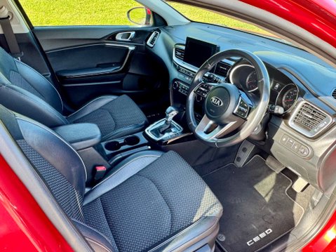 Kia Ceed CRDI 3 ISG 15