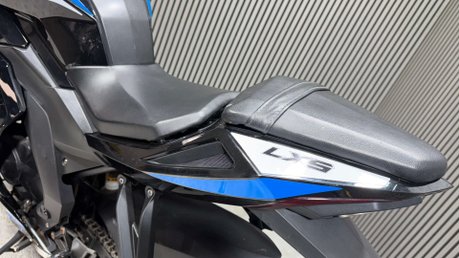 Lexmoto LXS 2022 RUNNING PROJECT BIKE SPARES OR REPAIR 125CC 9K 11
