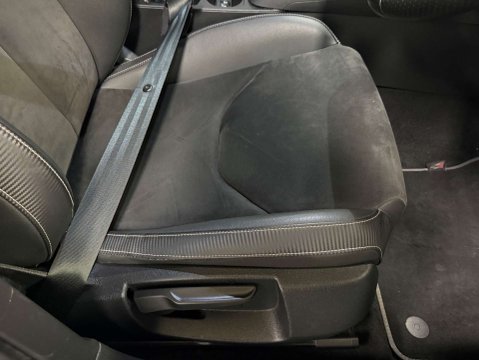 SEAT Leon 2.0 Leon Cupra 300 TSi Semi-Auto 5dr 13