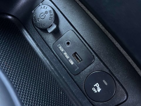 Kia Sportage 1.7 Sportage 2 CRDi 5dr 36