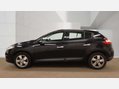 Renault Megane 1.6 16V Dynamique TomTom Hatchback 3dr Petrol Manual (163 g/km, 110 bhp) 6
