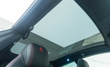 Ferrari GTC4 Lusso V12 14