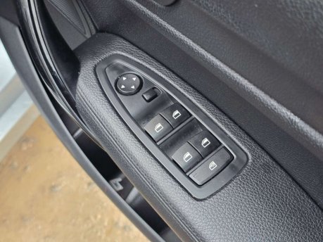 BMW 1 Series 2.0 118d Sport Hatchback 5dr Diesel Auto Euro 6 (s/s) (150 ps) 26