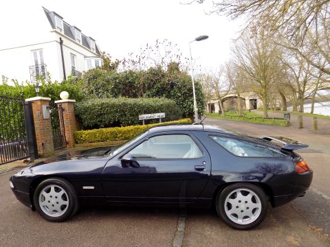 Porsche 928 GT 48