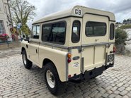 Land Rover 88 Series III SUV 41