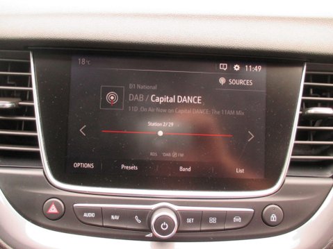 Vauxhall Grandland X 1.2 Turbo Tech Line Nav Euro 6 (s/s) 5dr 38