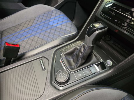 Volkswagen Tiguan 2.0 TSI R SUV 5dr Petrol DSG 4Motion Euro 6 (s/s) (320 ps) 12