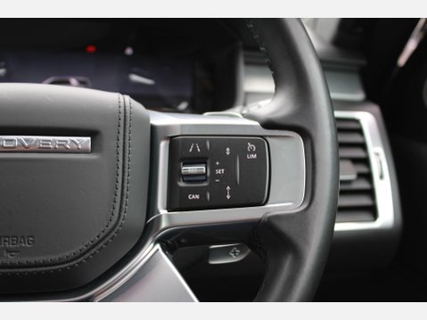 Land Rover Discovery R-DYNAMIC HSE MHEV 16