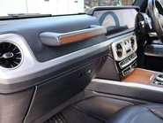 Mercedes-Benz G Series 2109 G 350 D 4MATIC AMG LINE PREMIUM MATT BLACK WRAPP 22