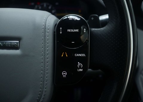 Land Rover Range Rover Evoque 1.5 Range Rover Evoque R-Dynamic HSE P300e Auto 4WD 5dr 43