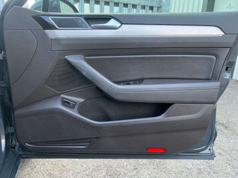 Volkswagen Passat 2.0 Passat GT TDI BlueMotion Technology 5dr 35