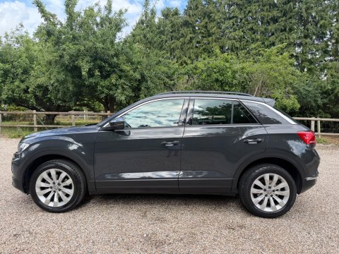 Volkswagen T-Roc 1.0 TSI SE Euro 6 (s/s) 5dr 8