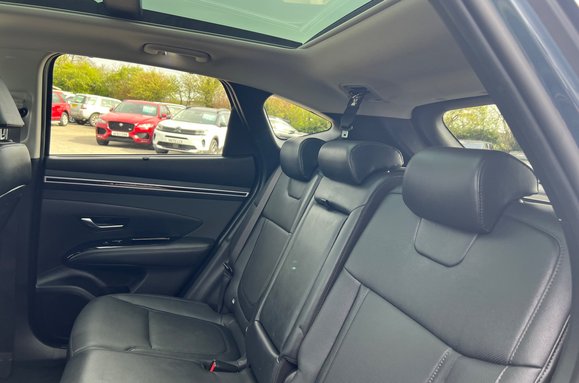 Hyundai TUCSON 1.6h T-GDI ULTIMATE AUTO PETROL HYBRID 42