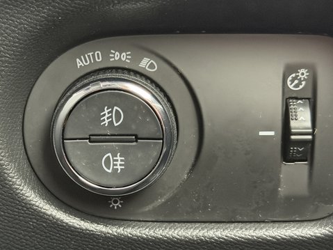 Vauxhall Mokka 1.5 Turbo D Ultimate 5dr 31