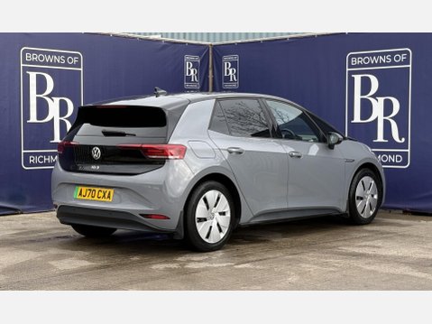 Volkswagen ID.3 Pro Performance 58kWh Life Hatchback 5dr Electric Auto (204 ps) 4