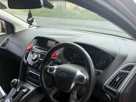 Ford Focus 1.0T EcoBoost Titanium Hatchback 5dr Petrol Manual Euro 5 (s/s) (125 ps) WE 9