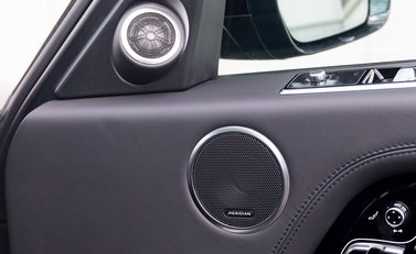 Land Rover Range Rover 3.0 TDV6 Autobiography 23