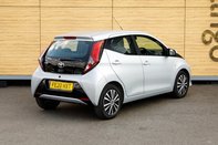 Toyota Aygo VVT-I X-PLAY 2