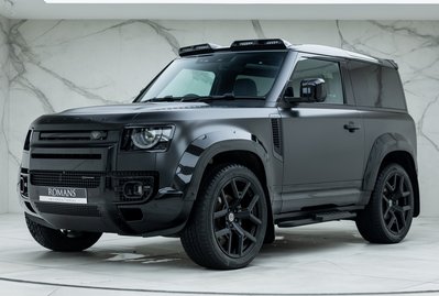 Land Rover Defender 90 D250 X-Dynamic SE URBAN